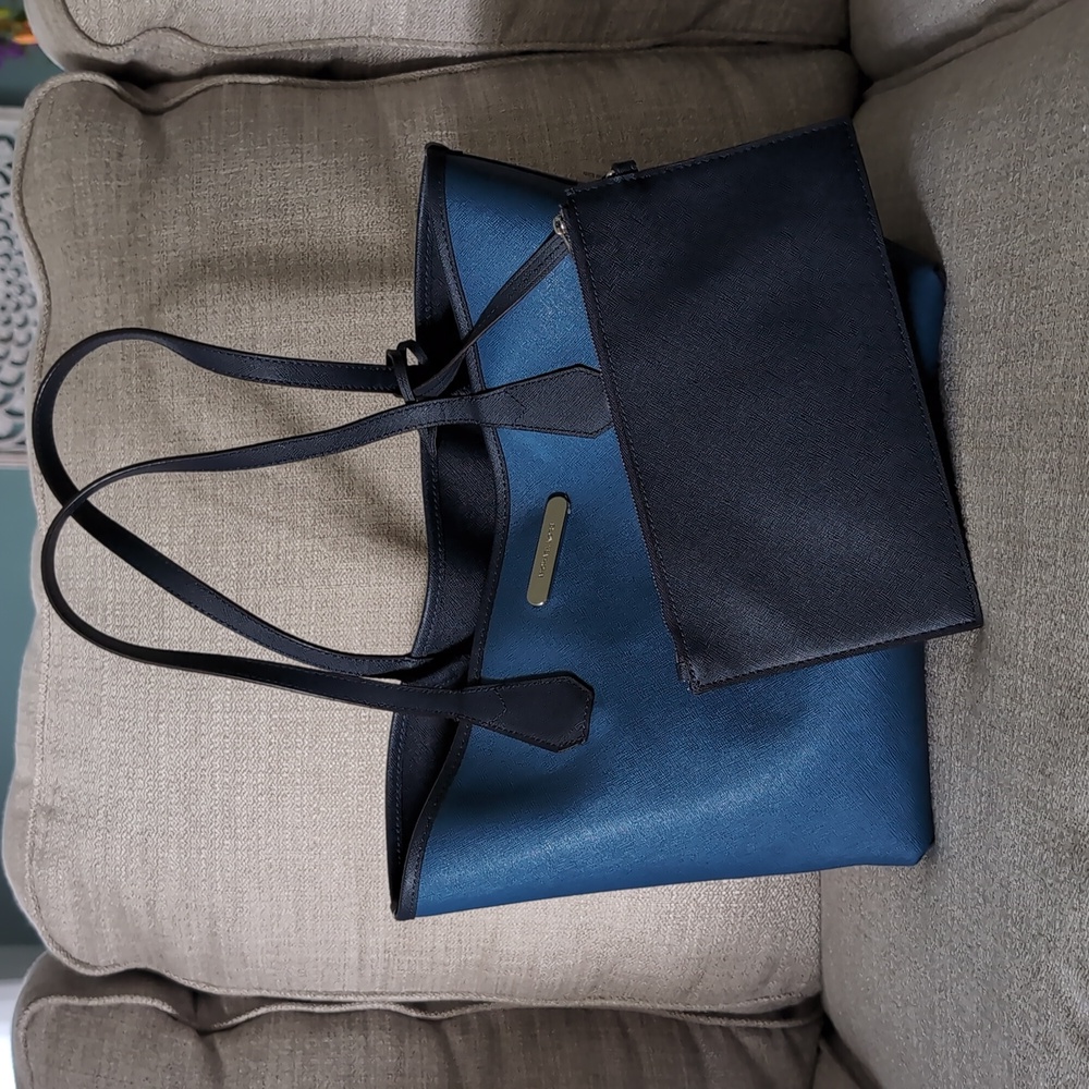 Michael Kors Saige Medium Reversible Tote with Pouch
